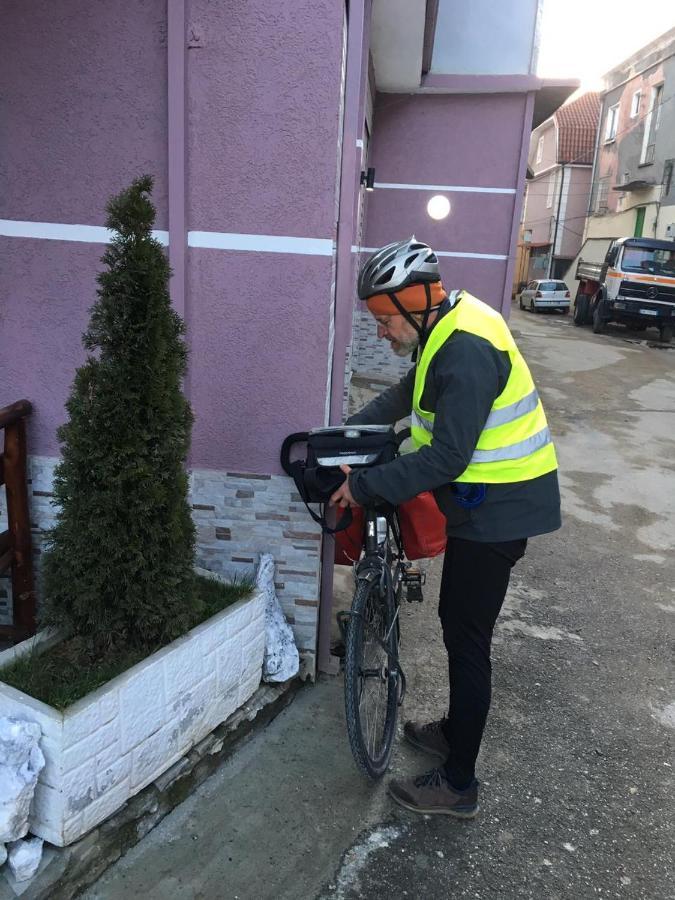 Hotel Reci Peshkopi Exteriör bild