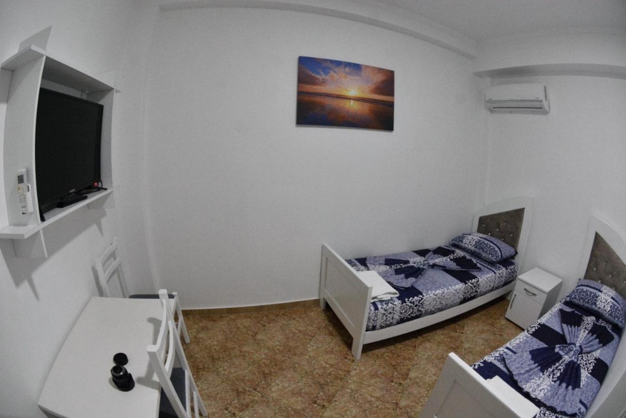 Hotel Reci Peshkopi Exteriör bild