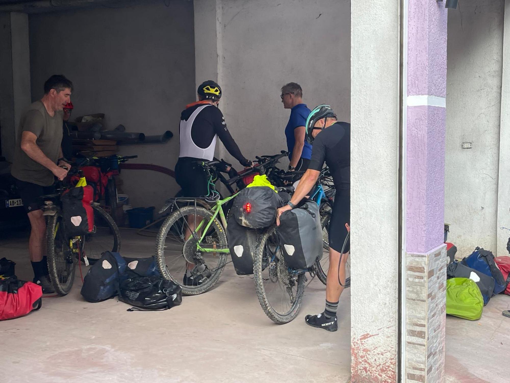 Hotel Reci Peshkopi Exteriör bild